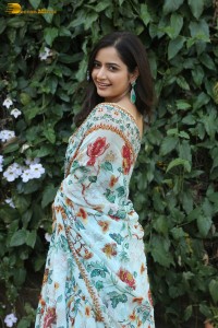 actress ashika ranganath cute photoshoot