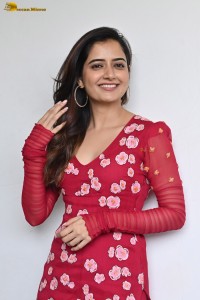actress Ashika Ranganath beautiful in a red salwar
