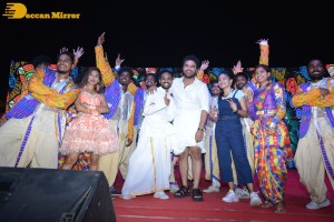 Ashoka Vanamlo Arjuna Kalyanam Pre-Release Function attended by Vishwak Sen and Rukshar Dhillon