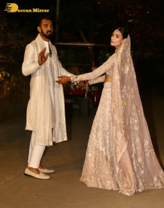marriage pics of actress athiya shetty and cricketer KL Rahul