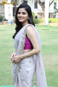 Actress Avantika Dassani photoshoot in a light pink saree