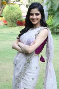 Actress Avantika Dassani photoshoot in a light pink saree