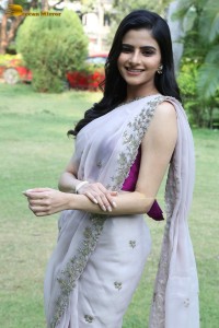Actress Avantika Dassani photoshoot in a light pink saree