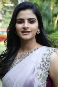 Actress Avantika Dassani photoshoot in a light pink saree