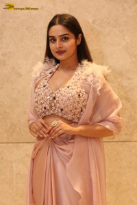 Indian Actress Ayesha Khan beautiful looks in a light orange dress