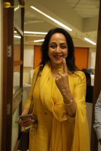 Celebrities including Hema Malini, Bhagyashree, Shraddha Kapoor, Tushar Kapoor, and Rakesh Roshan cast votes in BMC election 2026
