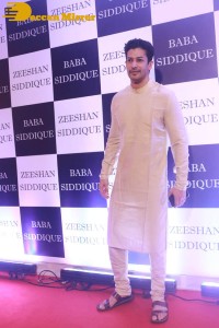 Baba Siddique’s Iftar Party attended by Shah Rukh Khan, Salman Khan, Sanjay Dutt, Shilpa Shetty, Bhagyashree, Tamannaah Bhatia and others