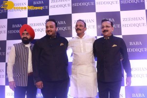 Baba Siddique’s Iftar Party attended by Shah Rukh Khan, Salman Khan, Sanjay Dutt, Shilpa Shetty, Bhagyashree, Tamannaah Bhatia and others