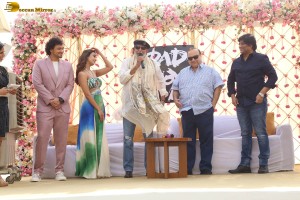 Mithun Chakraborty promotes son Namashi Chakraborty’s film Bad Boy along with actress Amrin Qureshi