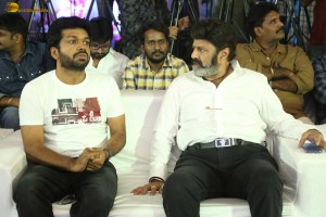 Bhagavanth Kesari Press Meet attended by Nandamuri Balakrishna, Sreeleela, and Thaman