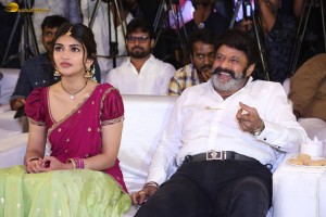 Bhagavanth Kesari Press Meet attended by Nandamuri Balakrishna, Sreeleela, and Thaman