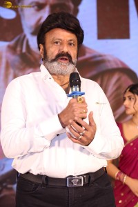Bhagavanth Kesari Press Meet attended by Nandamuri Balakrishna, Sreeleela, and Thaman