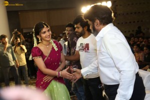 Bhagavanth Kesari Press Meet attended by Nandamuri Balakrishna, Sreeleela, and Thaman