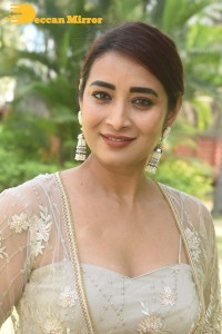 Actress Bhanu Sri Photoshoot