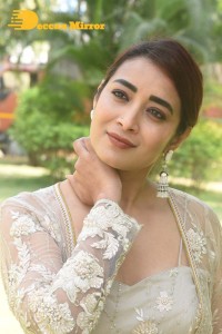 Actress Bhanu Sri Photoshoot
