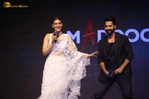 Thodelu movie press meet attended by Kriti Sanon and Varun Dhawan