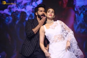 Thodelu movie press meet attended by Kriti Sanon and Varun Dhawan