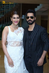 Thodelu movie press meet attended by Kriti Sanon and Varun Dhawan