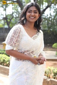 Kannada actress Bhoomi Shetty pretty in a white saree