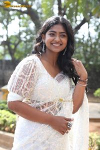 Kannada actress Bhoomi Shetty pretty in a white saree