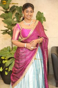 Bhoomi-Shetty-8