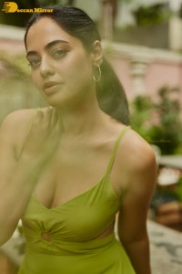 Telugu Actress Bindu Madhavi in a green dress