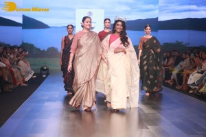 Rakul Preet, Divyanka Tripathi, Amyra Dastur, Vaani Kapoor, Malaika Arora and other celebrities walk the ramp at Bombay Times Fashion Week