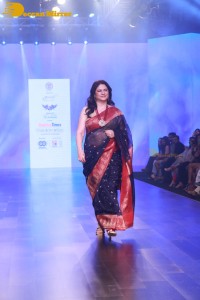 Rakul Preet, Divyanka Tripathi, Amyra Dastur, Vaani Kapoor, Malaika Arora and other celebrities walk the ramp at Bombay Times Fashion Week