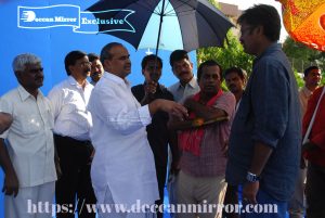 Rare pictures of YSR and Brahmanandam shooting for a film
