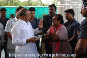 Rare pictures of YSR and Brahmanandam shooting for a film