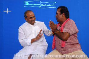 Rare pictures of YSR and Brahmanandam shooting for a film