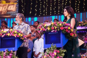 Ranbir Kapoor and Alia Bhatt promote Brahmastra on Etv Cash Game Show