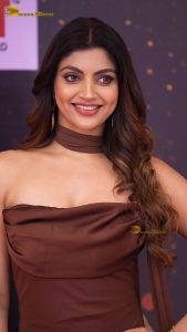 Bright Entertainment Awards attended by Varun Dhawan, Isha Malviya, Roshni Walia, and others