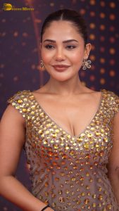 Bright Entertainment Awards attended by Varun Dhawan, Isha Malviya, Roshni Walia, and others
