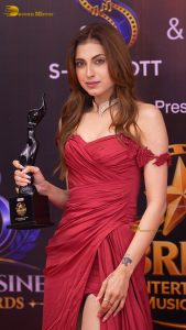 Bright Entertainment Awards attended by Varun Dhawan, Isha Malviya, Roshni Walia, and others