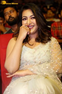 Catherine Tresa Picture Gallery 9