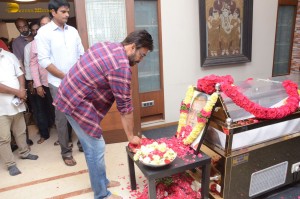 Telugu Film Industry including Chiranjeevi and Venkatesh pay last respects to Chalapathi Rao