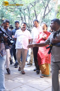 Telugu Film Industry including Chiranjeevi and Venkatesh pay last respects to Chalapathi Rao