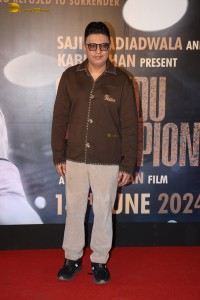 Chandu Champion Screening attended by Kartik Aaryan, Ananya Panday, Saiee Manjrekar, Shanaya Kapoor, Suniel Shetty, and others