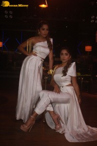 Surabhi and Samridhhi Mehra known as Chinki and Minki do a photoshoot for Wedding Mantra