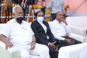 Tollywood Megastar Chiranjeevi formally handed over the fully constructed MIG Flats and HIG Duplex Houses to beneficiaries at the Chitrapuri Colony in Manikonda, Hyderabad