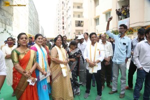 Tollywood Megastar Chiranjeevi formally handed over the fully constructed MIG Flats and HIG Duplex Houses to beneficiaries at the Chitrapuri Colony in Manikonda, Hyderabad