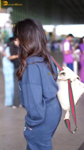 actress chitrangada singh chic look in hoodie