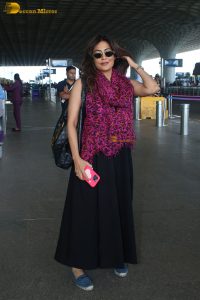 Indian actress Chitrangada Singh fashionable in a sleeveless dress