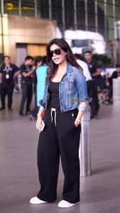 bollywood actress Chitrangada Singh stylish looks in denim jacket and sunglasses