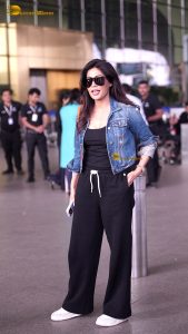 bollywood actress Chitrangada Singh stylish looks in denim jacket and sunglasses