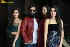 Press Meet of Cobra movie attended by Vikram, Srinidhi Shetty and Mirnalini Ravi