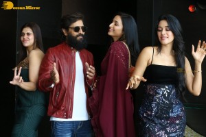 Press Meet of Cobra movie attended by Vikram, Srinidhi Shetty and Mirnalini Ravi