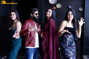 Press Meet of Cobra movie attended by Vikram, Srinidhi Shetty and Mirnalini Ravi