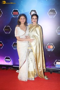 Dadasaheb Phalke Awards 2023 attended by Alia Bhatt, Rekha, Vidya Balan, Tejasswi Prakash, Rishab Shetty, Shriya Saran, and Varun Dhawan